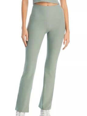beyond yoga spacedye flare leggings in sage green